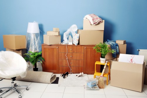Moving team planning access and parking for a house move