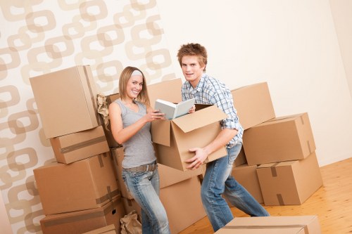 Packing and moving support for homes and flats in West Heath