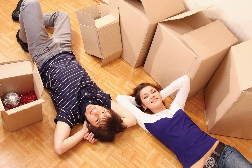 Local removals vehicle handling a West Heath relocation